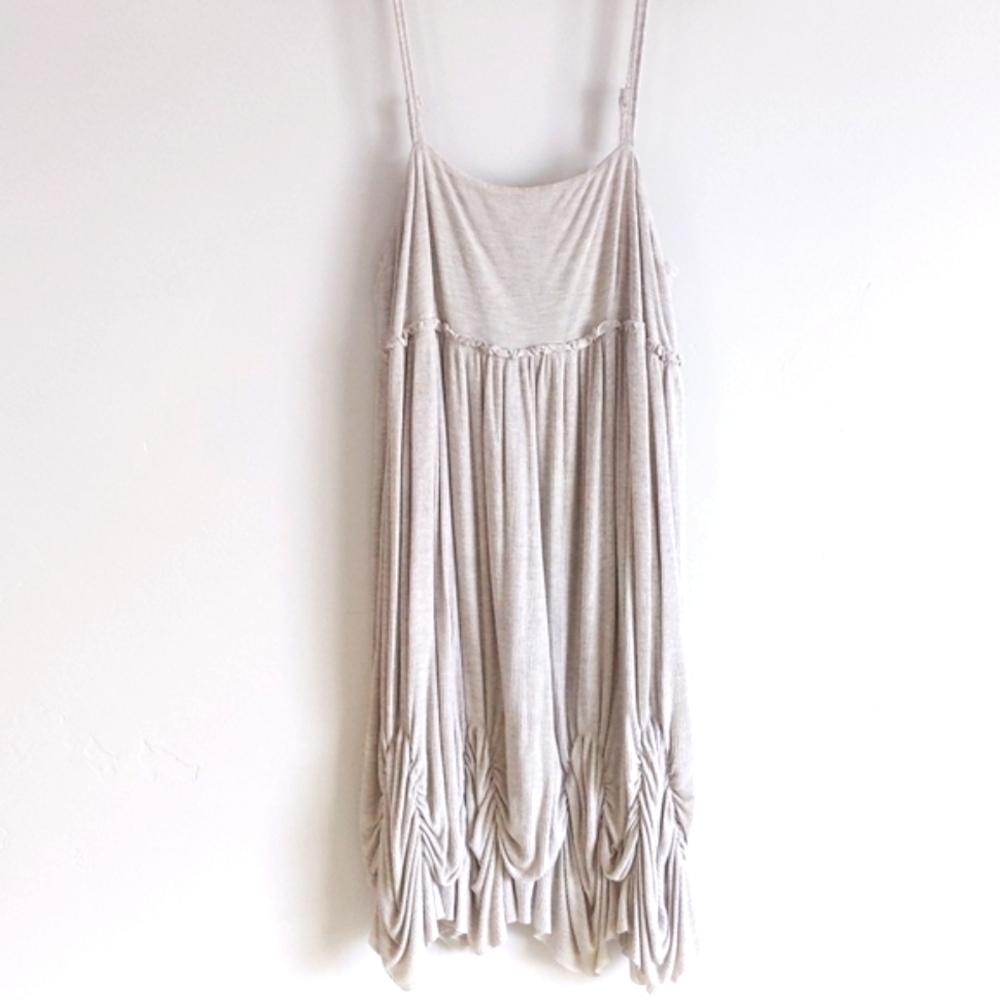 🌿MYSTREE RUCHED DRESS🌿 - Picture 2 of 13